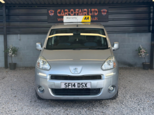 2014 Peugeot Partner Tepee 1.6 Hdi Tepee S in Silver — image 2