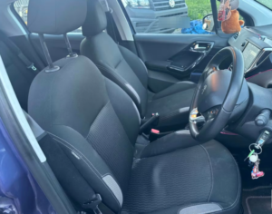 2016 Peugeot 208 1.2 Puretech Xs White in Blue — image 6