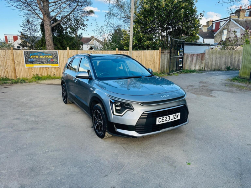 2023 Kia Niro 1.6h Gdi 2 Dct Euro 6 (s/s) 5dr in Grey — image 1