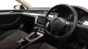 2018 Volkswagen Passat 2.0 Tdi Se Business in Blue — image 6