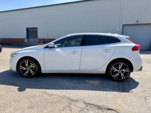 2018 Volvo V40 2.0 R-Design (sv12) Ved4 Lp 2.0l 120/280 in White — image 4