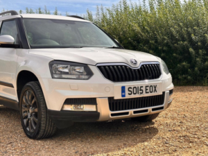 2015 Skoda Yeti 2.0 Tdi Se Business Outdoor Euro 6 (s/s) 5dr in White — image 3