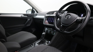 2019 Volkswagen Tiguan 2.0 Tdi Match in Grey — image 6