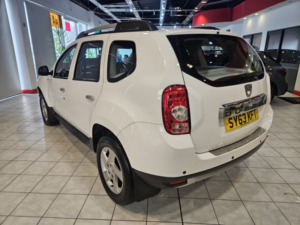 2013 Dacia Duster 1.5 Dci Laureate (mb) in White — image 5