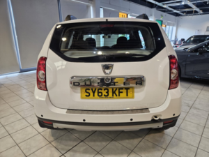 2013 Dacia Duster 1.5 Dci Laureate (mb) in White — image 6