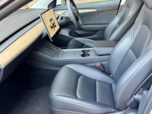 2022 Tesla Model 3 Standard Range Plus Auto Rwd 4dr in White — image 5
