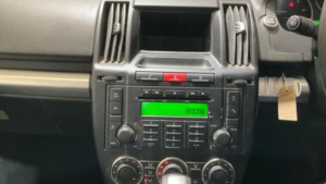 2011 Land Rover Freelander 2 2.2 Td4 Gs Commandshift 4WD Euro 5 5dr in Black — image 5