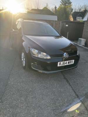2015 Volkswagen Golf 2.0 Tdi Bluemotion Tech Gt in Black — image 6