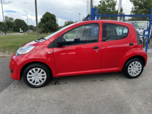 2012 Citroen C1 1.0 I Vtr in Red — image 4