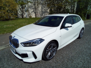 2020 BMW 1 Series 118i 1.5i M-Sport in White — image 3