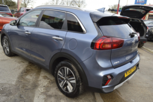 2020 Kia Niro 1.6 Gdi 8.9kwh 3 in Blue — image 4
