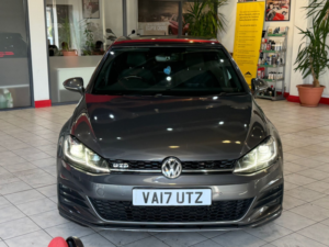 2017 Volkswagen Golf 2.0 Tdi Bluemotion Tech Gtd in Grey — image 3