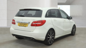 2013 Mercedes-Benz B Class 1.8 B180 Cdi Blueefficiency Sport Diesel White 5dr 1 Keeper+leather in White — image 4