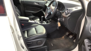 2013 Mercedes-Benz B Class 1.8 B180 Cdi Blueefficiency Sport Diesel White 5dr 1 Keeper+leather in White — image 5