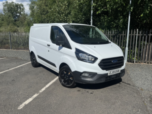 2019 Ford Transit Custom 2.0 340 Ecoblue in White — image 3