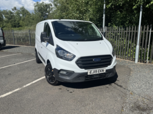 2019 Ford Transit Custom 2.0 340 Ecoblue in White — image 4