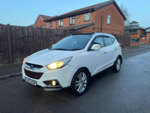 2012 Hyundai Ix35 2.0 Crdi Premium in White — image 2