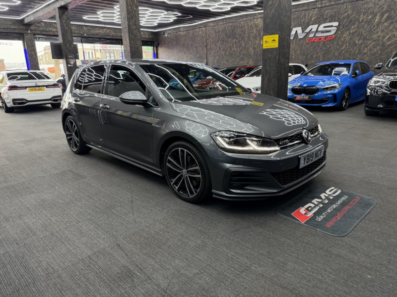 2019 Volkswagen Golf 2.0 Tdi Gtd in Grey — image 1
