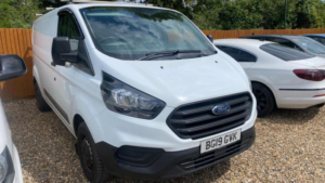 2019 Ford Transit Custom 2.0 300 Ecoblue L2 H1 Euro 6 5dr in White — image 3