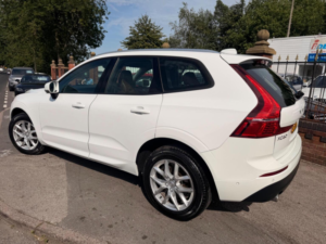 2018 Volvo Xc60 2.0 D4 Momentum Auto AWD Euro 6 (s/s) 5dr in White — image 5