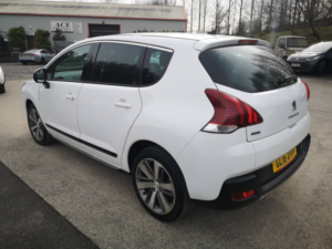 2016 Peugeot 3008 1.6 Bluehdi Allure in White — image 5