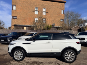 2016 Land Rover Range Rover Evoque Ed4 Se Tech in White — image 4