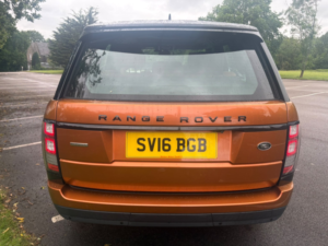 2016 Land Rover Range Rover 5.0 V8 Autobiography in Orange — image 5