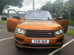 2016 Land Rover Range Rover 5.0 V8 Autobiography in Orange — image 6