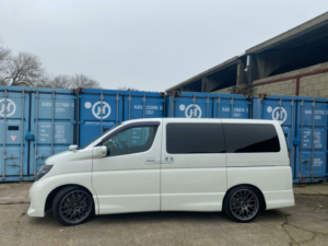 2018 Nissan Elgrand Hws 3.7 V6 Highly Modified 660bhp Supercharged Nos in White — image 4