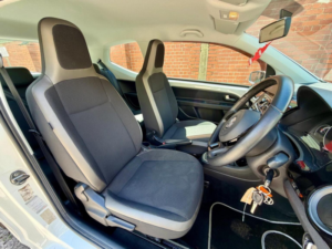 2013 Volkswagen Up! 1.0 High Up! Asg Euro 5 3dr in White — image 3