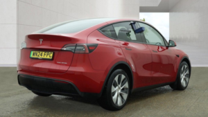 2024 Tesla Model Y (dual Motor) Long Range SUV 5dr Electric Auto 4wde (384 Bhp) in Red — image 4