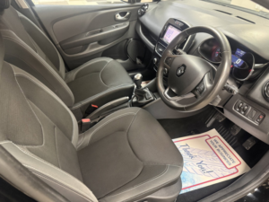 2018 Renault Clio 0.9 Tce Dynamique Nav Hatchback 5dr Petrol Manual Euro 6 (s/s) (90 Ps) in Multicolour — image 5
