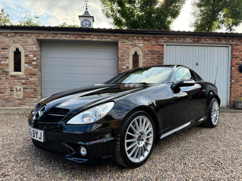 2005 Mercedes-Benz Slk 5.4 Slk55 Amg in Black — image 1