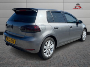 2012 Volkswagen Golf 2.0 Tdi Match in Grey — image 5
