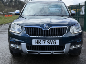 2017 Skoda Yeti 1.2 Tsi Se L Drive Outdoor 5dr Petrol DSG Euro 6 (s/s) (110 Ps) in Blue — image 2