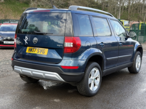 2017 Skoda Yeti 1.2 Tsi Se L Drive Outdoor 5dr Petrol DSG Euro 6 (s/s) (110 Ps) in Blue — image 6