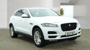 2017 Jaguar F-Pace 2.0 D180 Portfolio Auto AWD Euro 6 (s/s) 5dr in White — image 6