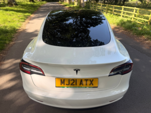 2021 Tesla Model 3 Standard Range Plus Saloon 4dr Electric Auto Rwd (241 Bhp) in White — image 5
