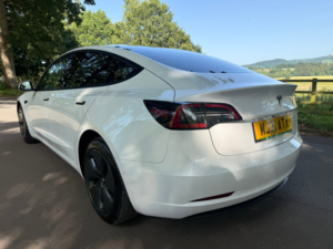 2021 Tesla Model 3 Standard Range Plus Saloon 4dr Electric Auto Rwd (241 Bhp) in White — image 6