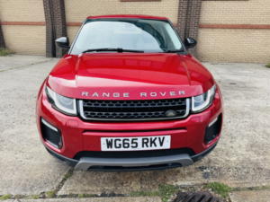 2015 Land Rover Range Rover Evoque 2.0 Td4 Se Tech in Red — image 3