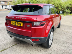 2015 Land Rover Range Rover Evoque 2.0 Td4 Se Tech in Red — image 6