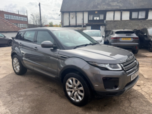 2017 Land Rover Range Rover Evoque Ed4 Se in Grey — image 4