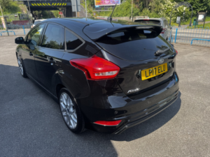 2017 Ford Focus 1.0 T Ecoboost St-Line in Black — image 3
