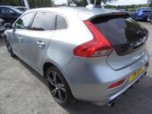 2017 Volvo V40 2.0 D3 R-Design Pro Euro 6 (s/s) 5dr in Silver — image 5
