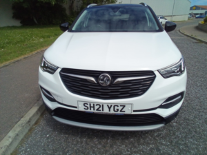 2021 Vauxhall Grandland X 1.2 Turbo Griffin Edition in White — image 2
