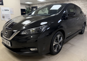 2018 Nissan Leaf 40kwh 2.zero Hatchback 5dr Electric Auto (150 Ps) in Multicolour — image 2