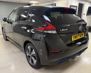 2018 Nissan Leaf 40kwh 2.zero Hatchback 5dr Electric Auto (150 Ps) in Multicolour — image 4