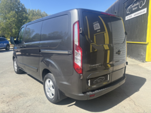 2017 Ford Transit Custom 2.0 Tdci 270 Limited in Grey — image 3
