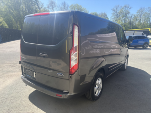 2017 Ford Transit Custom 2.0 Tdci 270 Limited in Grey — image 4