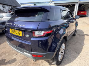 2018 Land Rover Range Rover Evoque Td4 Se Tech in Blue — image 5